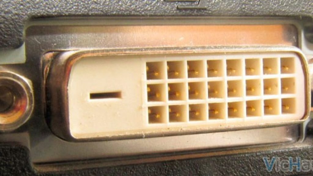 Conector de video interface (DVI)